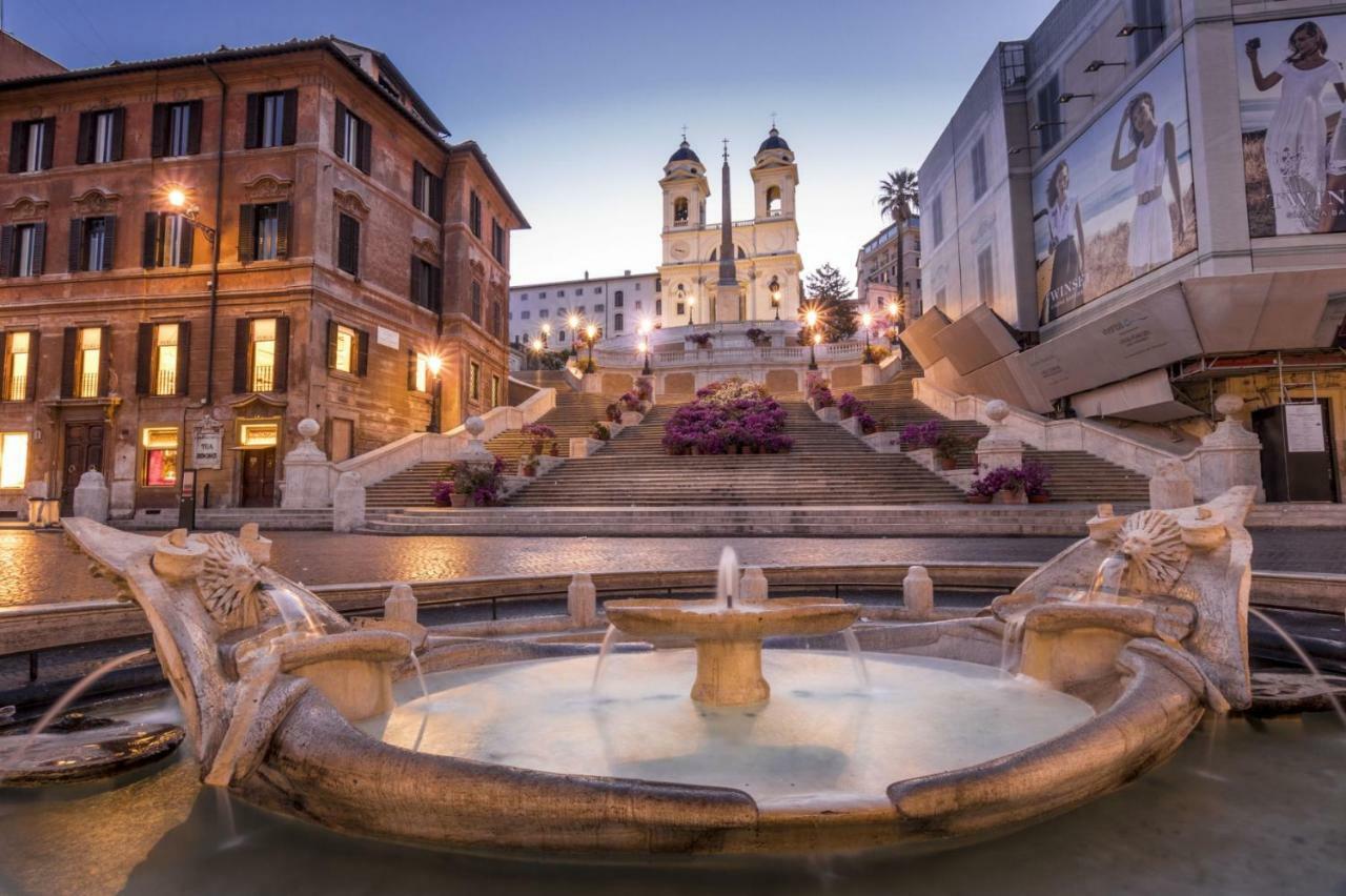Spanish Steps Corner * Roma